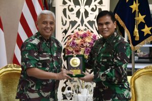 Dalam Rangka Sosialisasi Organisasi,Jaksa Agung Muda Pidana Militer Melakukan Kunjungan ke Kasal TNI Angkatan Laut