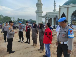 Guna Aman dan Tertibnya Pelaksanaan Sholat Fitri 1444 Hijriah itu, Polres Dumai Melakukan Pengamanan di Titik-titik Lokasi Pelaksanaan Sholat Idul Fitri