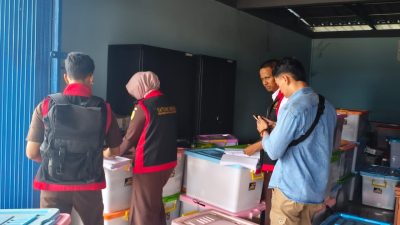 Upaya Paksa Kejati Kalbar: Kantor Distrik Navigasi Pontianak Digeledah Penyidik